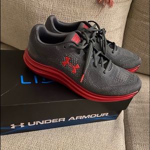 Men’s Under Armour liquify shoes